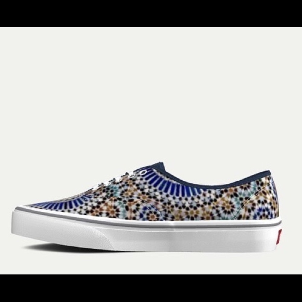 Vans Custom / POW WOW